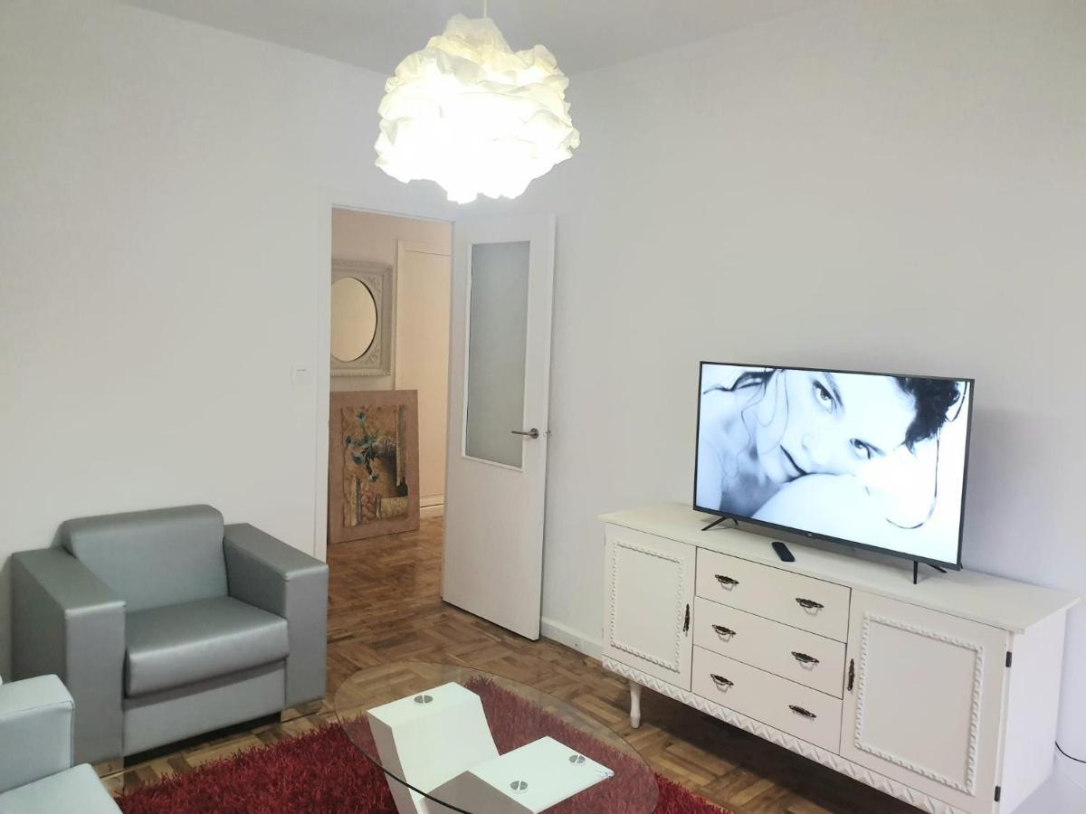 Apartamento Contrastes Ribeira Sacra Monforte De Lemos Exterior foto